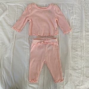 Baby Gap two piece set
